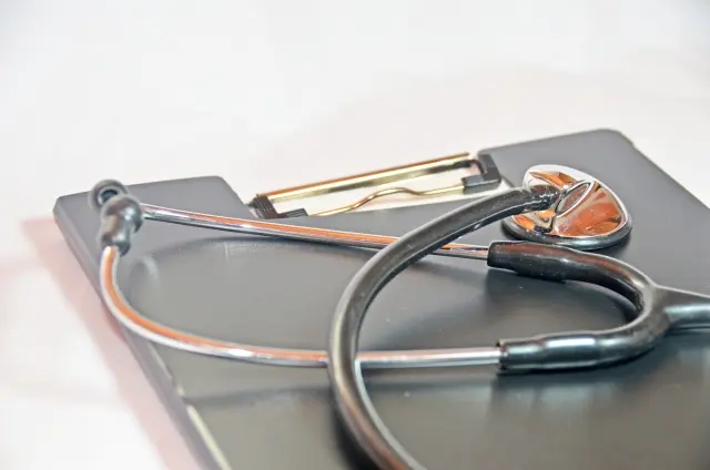 さっぽろ呼吸器内科クリニックはワイビル宮の沢1階にある呼吸器内科・内科です。